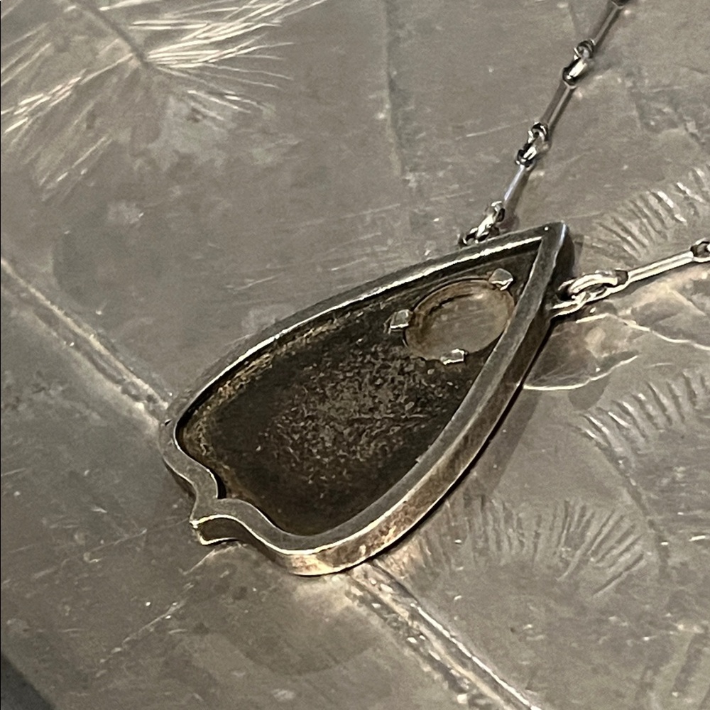 BLOOD MILK JEWELS
Planchette. Medium Oracle Necklace. - Picture 6 of 16